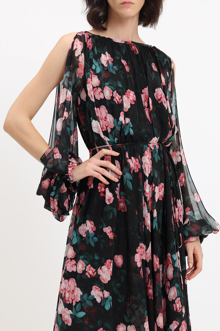 FLOWING CHIFFON DRESS WITH SLIT SLEEVES